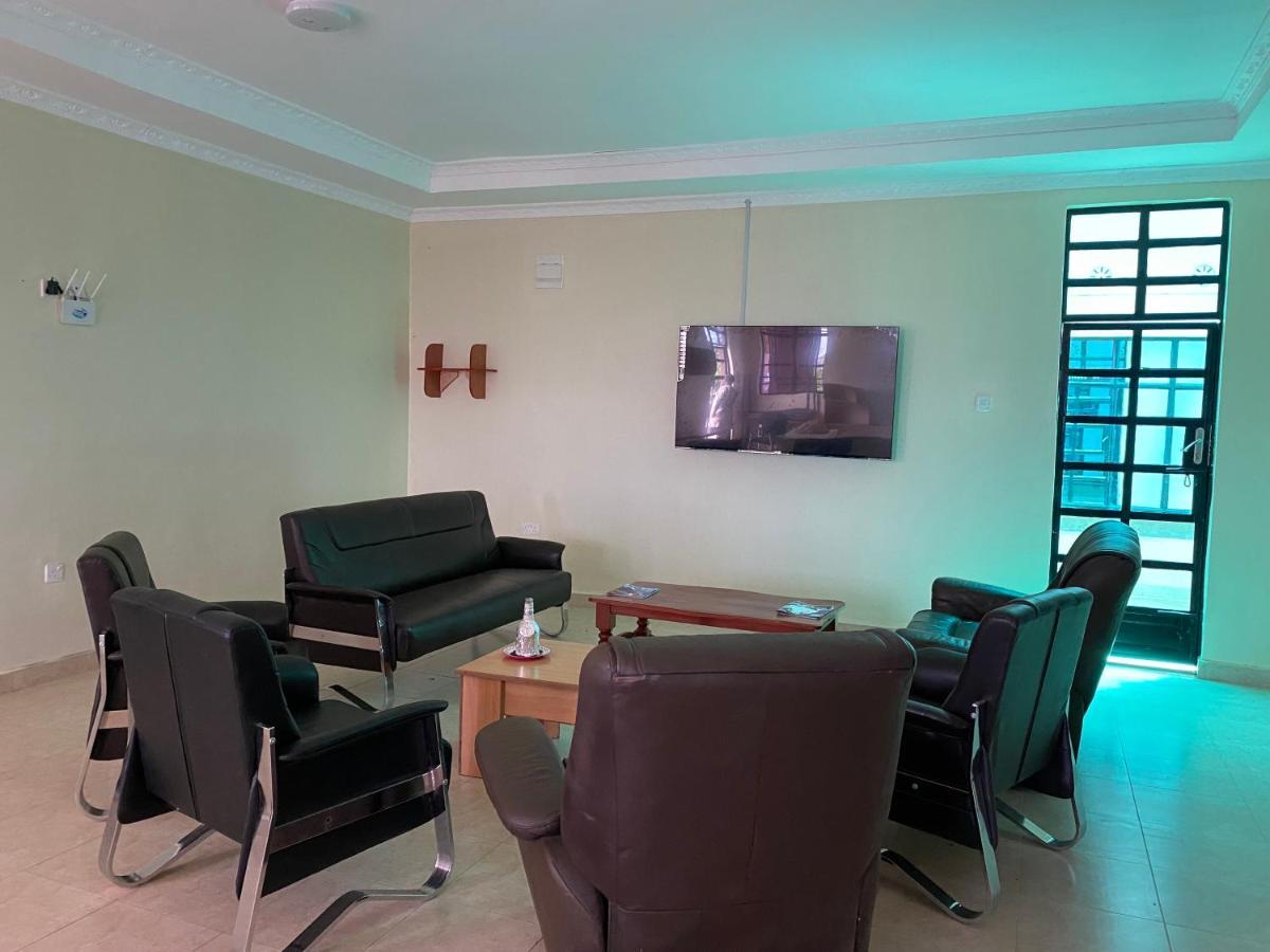 Acacia Gardens Gilgil Hotel Екстериор снимка